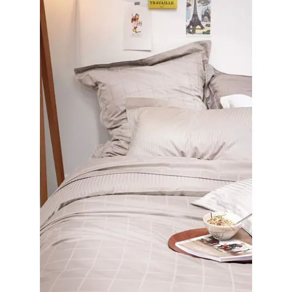 Olivier Desforges - Drap plat en satin de coton gris, Baptiste - Yves Delorme