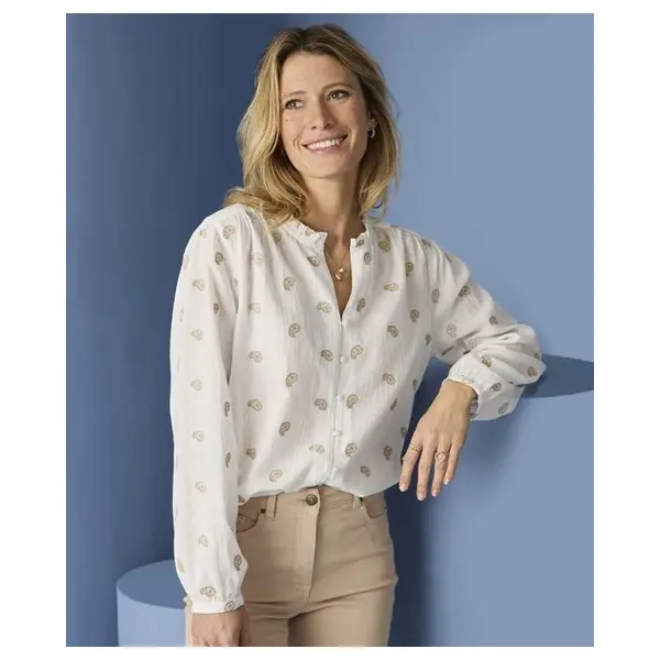 Blouse brodée