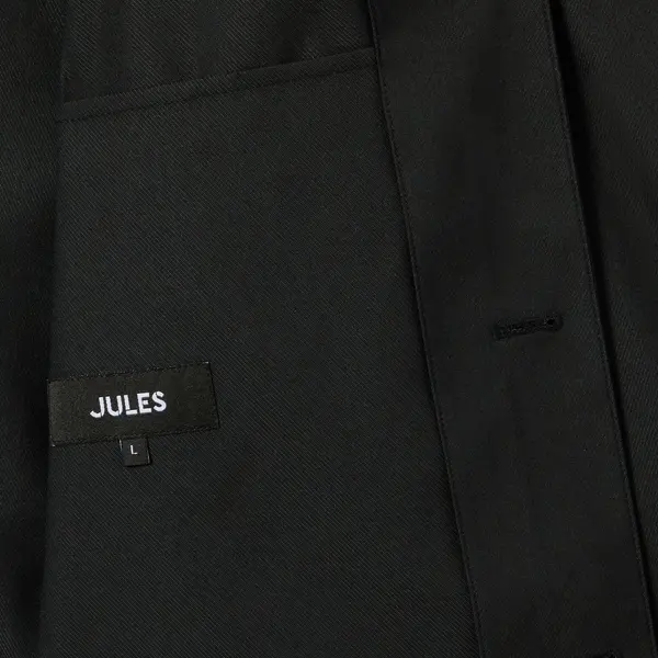 Veste boutonnée col requin
