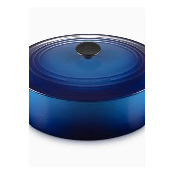 Cocotte ovale 31cm en fonte émaillée bleu azur - Le Creuset