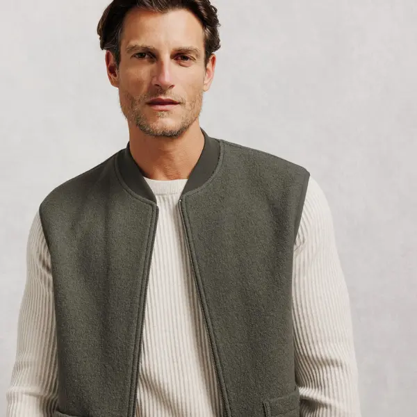 Gilet zippé sans manches 100% laine