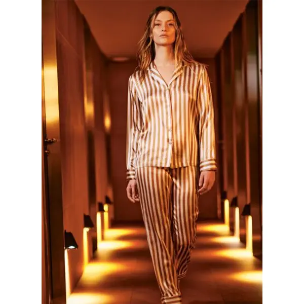 Laurence Tavernier - Pyjama en satin de soie, Simone - Yves Delorme