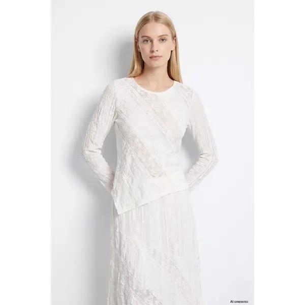 : Top blanc ajouré manches longues Tiffosi jeune femme
