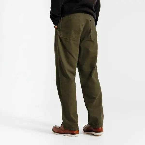 Pantalon baggy détail charpentier