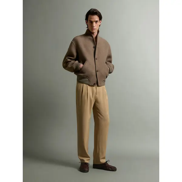 Chino regular à pinces