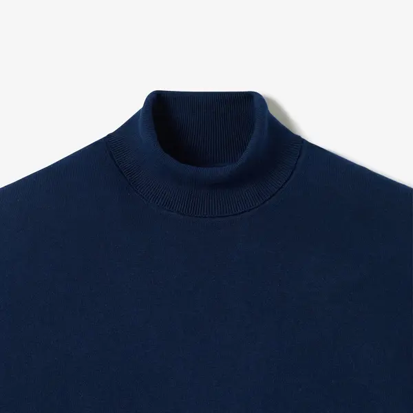 Pull col roulé