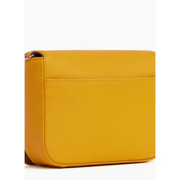 Pochette à rabat avec bandoulière amovible Lise en cuir signature T - Le Tanneur
