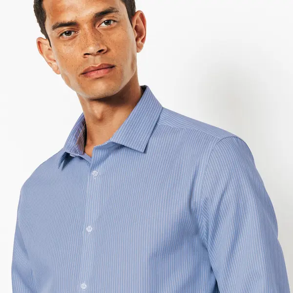 Chemise sans repassage regular en coton rayée