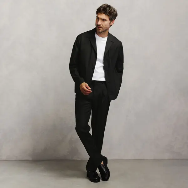 Veste boutonnée col requin