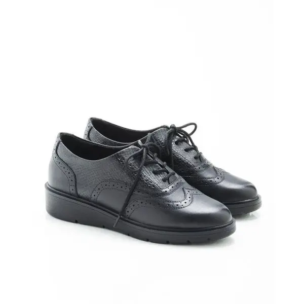 Derbies bout fleuri à lacets