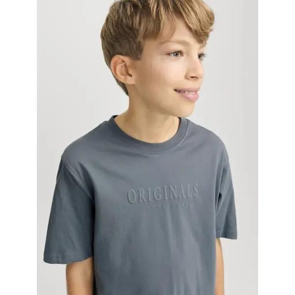 Tee-shirt gris Jack and Jones Junior : le style ado cool et décontracté