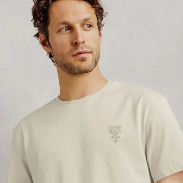 Ensemble pyjama avec broderie