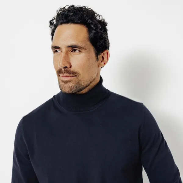 Pull col roulé