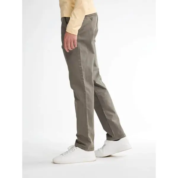 Pantalon chino vert homme Petrol Industries – coupe tapered fit