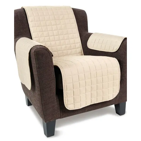 Protège-fauteuil et canapé + 2 accoudoirs matelassés.