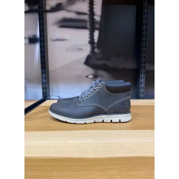 Bradstreet - Timberland