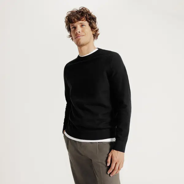 Pull col rond jeux de points fantaisie
