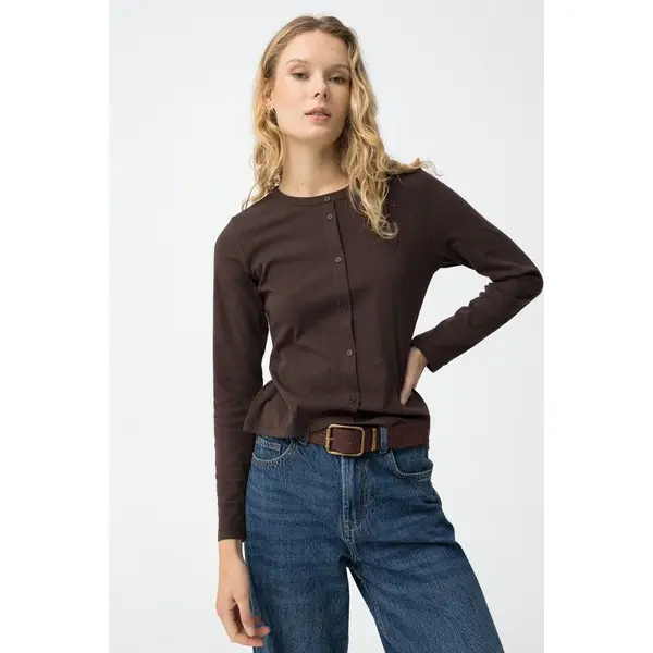 T-shirt marron manches longues boutonné femme Tiffosi – Coupe droite